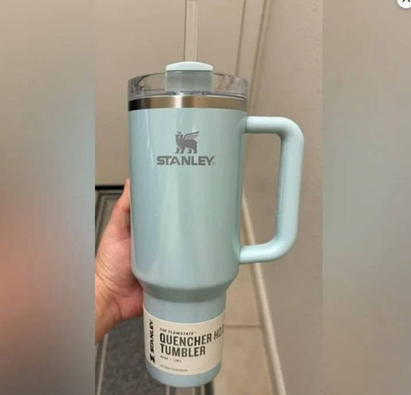 Home.Co - Stanley Quencher H2.0 Tumbler 40 oz - Blueberry Milk Shimmer