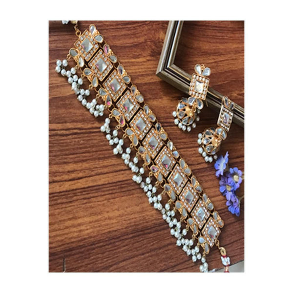 Kundan  Set  (Broad Choker and Jhumkas)