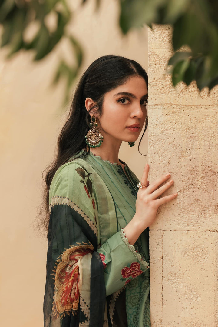 Zara ShahJahan- Siraj