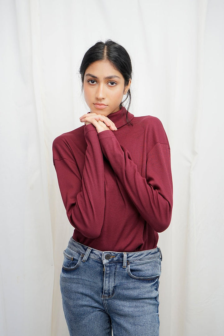 VYBE High Neck Slim Fit Basic Tee-Maroon